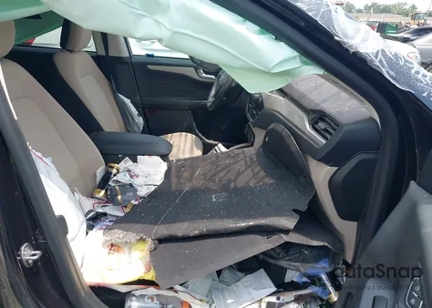 2021 Ford Escape Se Hybrid z USA, uszkodzony, nr VIN 1FMCU9BZ1MUA40048